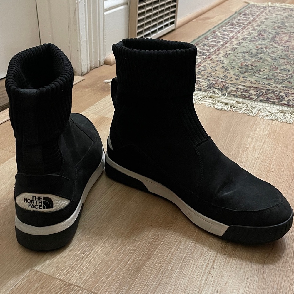 North Face Sierra Knit Snow Boot: slip on, sneaker sole, sock top